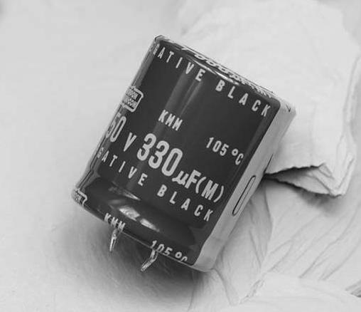 EKMM401VNN151MQ30S 